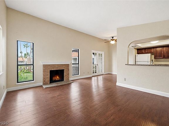 2nd image of 2412 Sunfish Dr Unit D