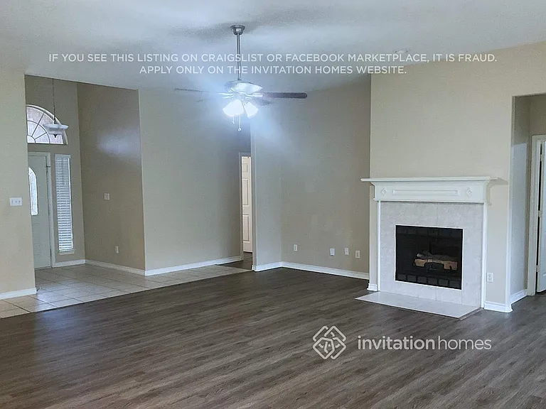 2105 Nugent Dr — Photo 2
