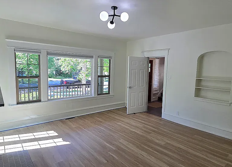 615 5th Ave N #A — Photo 4