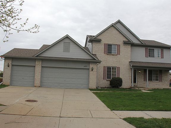 2nd image of 40690 Bluesprings Ct