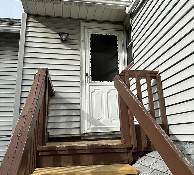 Private back entrance