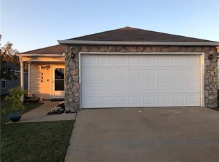 735 Cascade Cir, Springdale, AR 72764