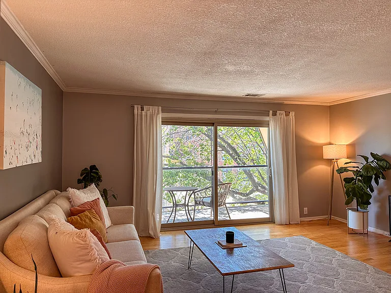 4618 Holly St #6 — Photo 7
