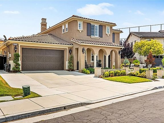 2nd image of 46394 Durango Dr