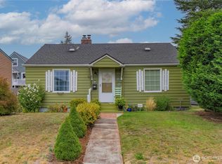 1237 S Ridgewood Ave, Tacoma, WA 98405