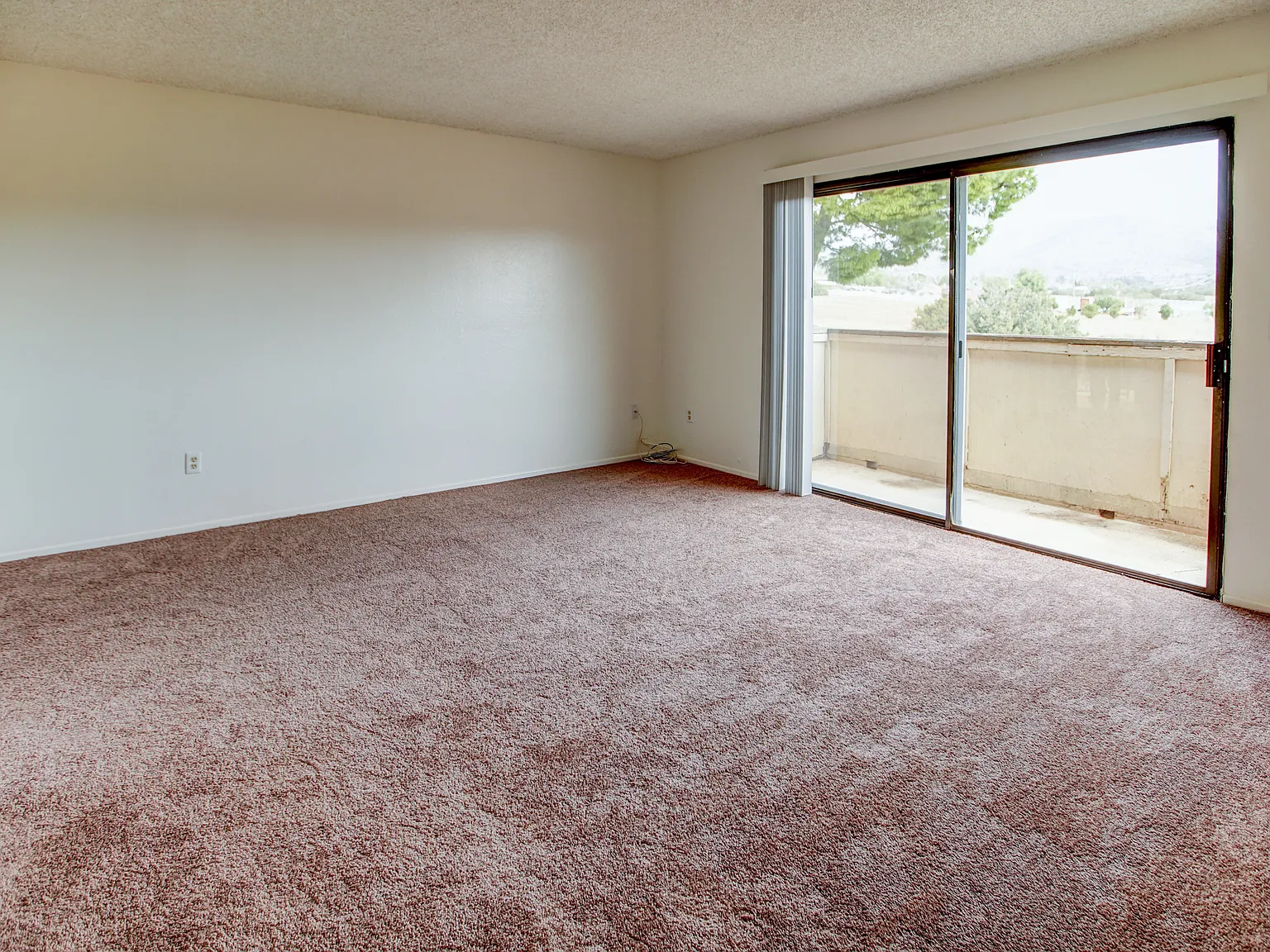 Sierra View Apartments — Photo 3