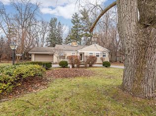 2374 Rutherford Rd, Bloomfield Hills, MI 48302