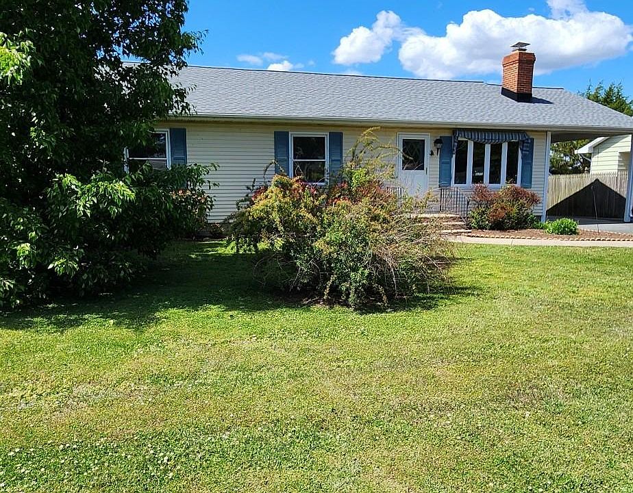 1st image of 507 Hazelwood Dr