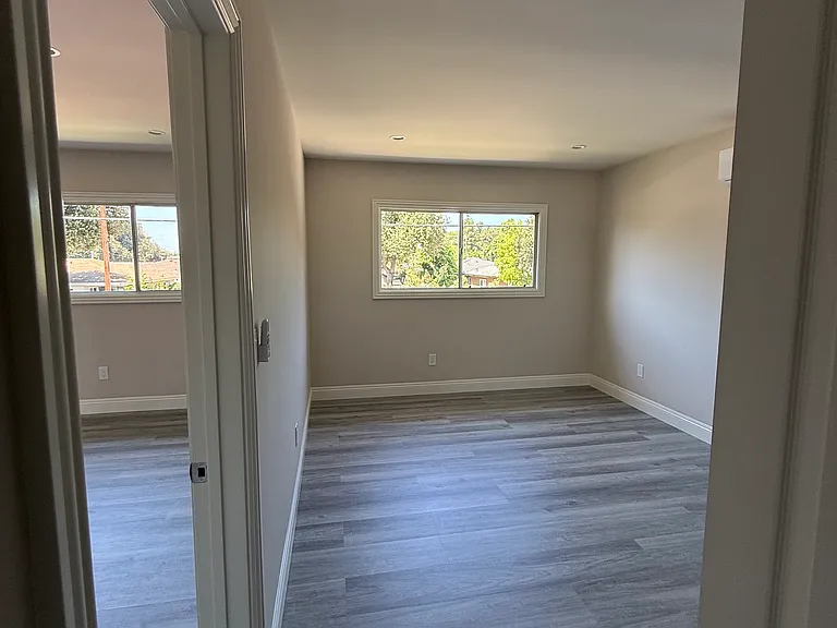 5544 McCulloch Ave #G — Photo 7