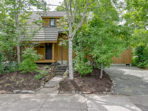2790 Onyx St, Eugene, OR 97403