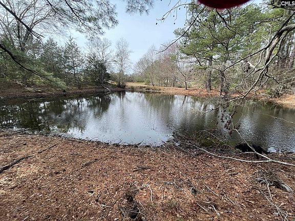 3rd image of 684 Landis Rd