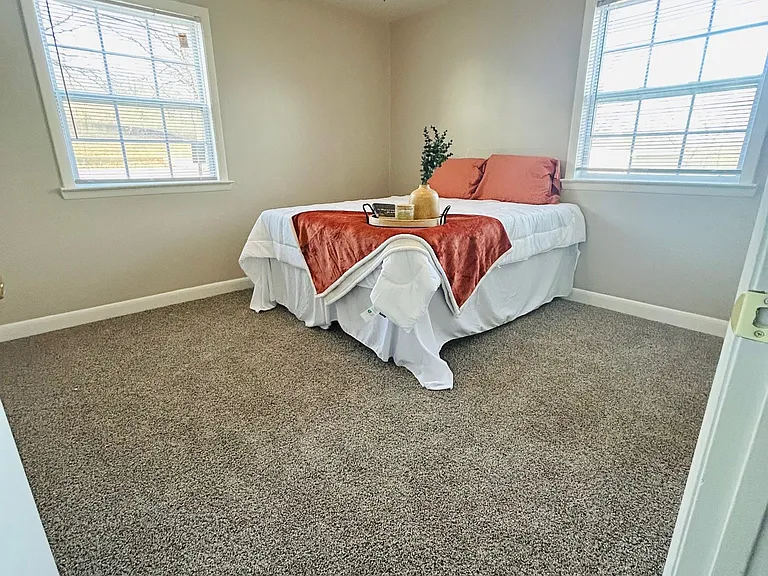 Berkshire Place Apartments — Photo 9