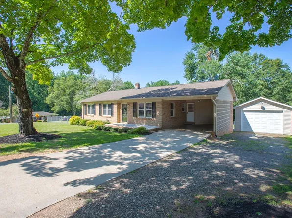 214 Cedar Cir, Easley, SC 29642