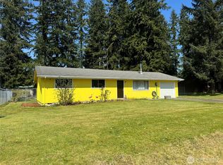 930 Robin Hood Loop, Forks, WA 98331