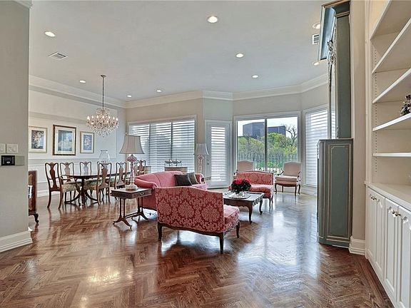 4th image of 12018 Lueders Ln