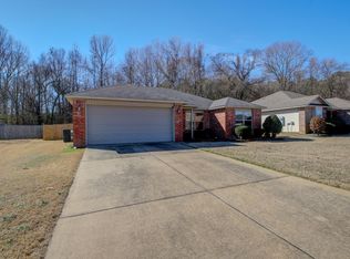 77 Angel Ct, Mabelvale, AR 72103
