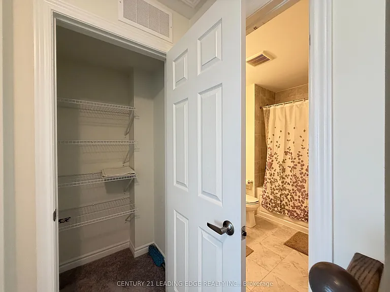 70 Lockyer Dr — Photo 23