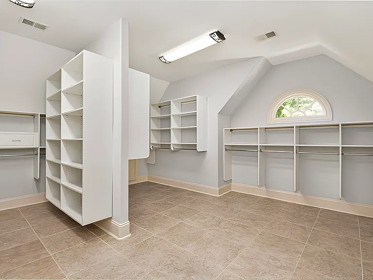 Briarcliff Rd NE — Photo 3