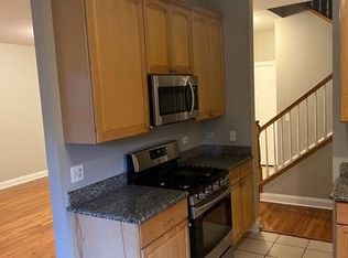 10 George St APT C, Bensenville, IL 60106