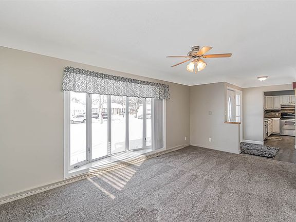 4th image of 117 Birney St