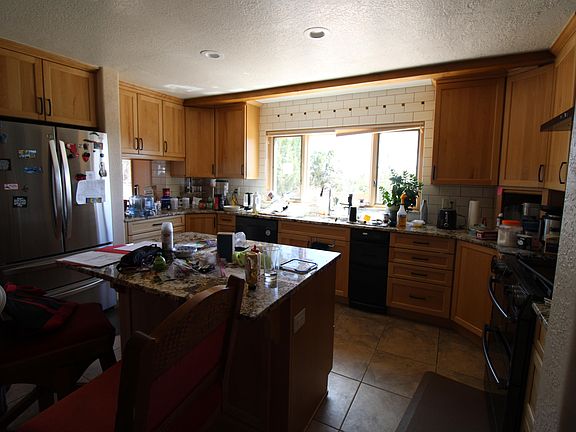 5th image of 39 Sandoval Rd