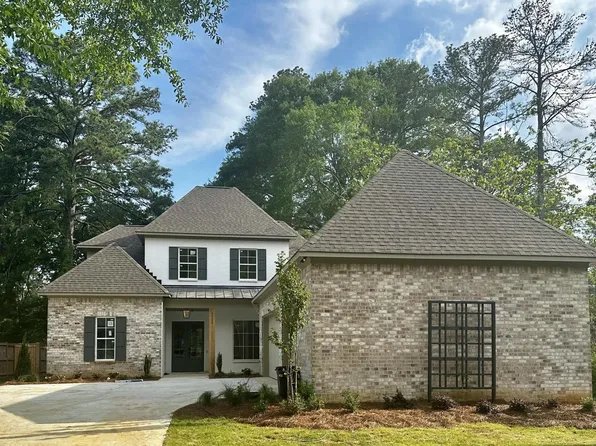1525 Robert Dr, Jackson, MS 39211