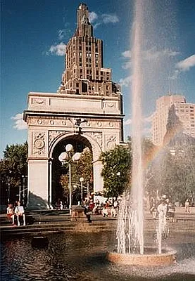 Rented by Bouklis Group | media 25