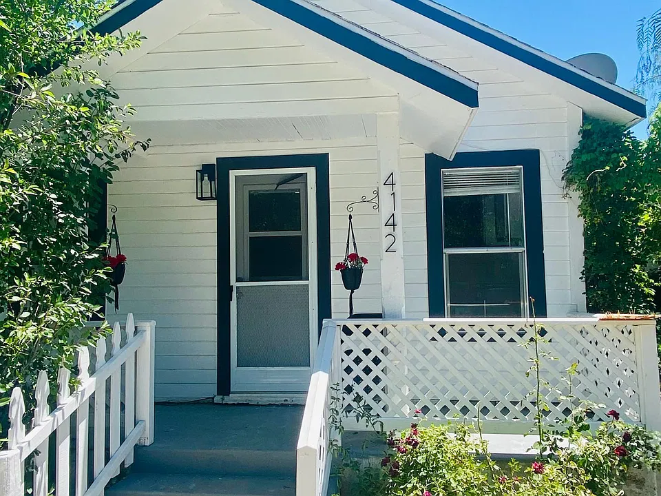 4142 Lobos Ave