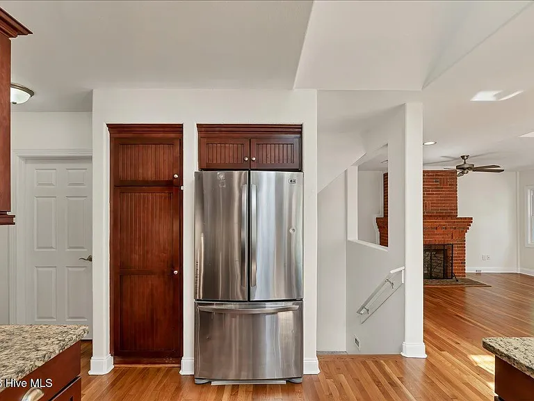 430 N Ridge St — Photo 22