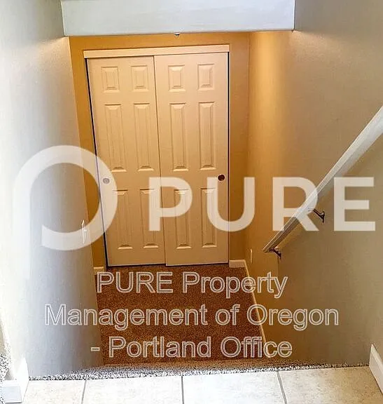 2806 Raymond St — Photo 13