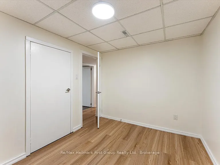 121 Ribblesdale Dr — Photo 19