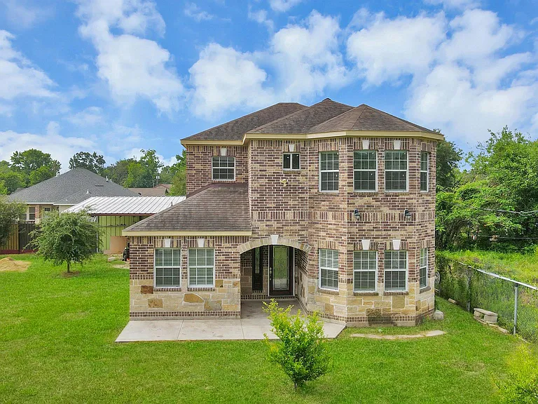 2608 Bostic St — Photo 3