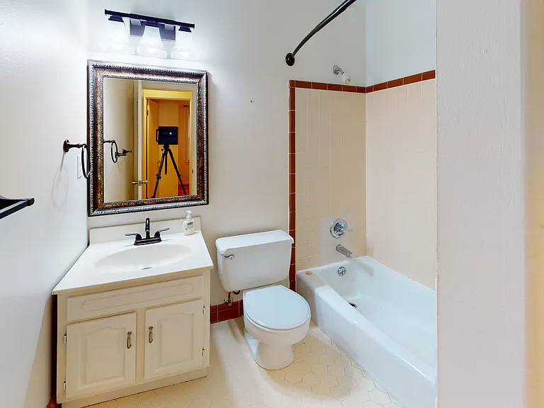 707 Dorsey Way — Photo 11