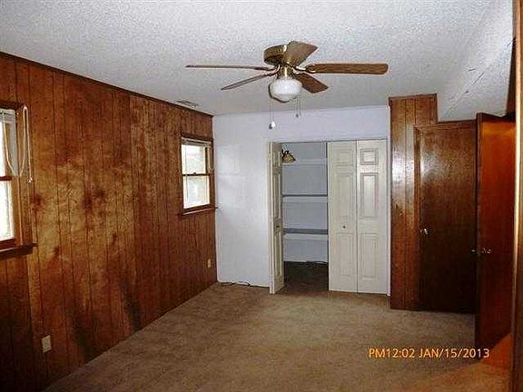 4th image of 19 Sleepy Hollow Ln