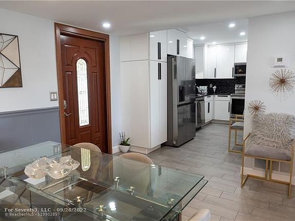 3rd image of 154 Lake Evelyn Dr #154