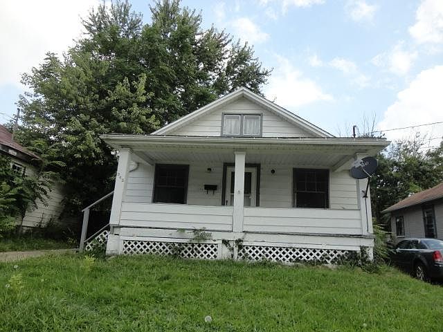 1st image of 942 Cameron Ave