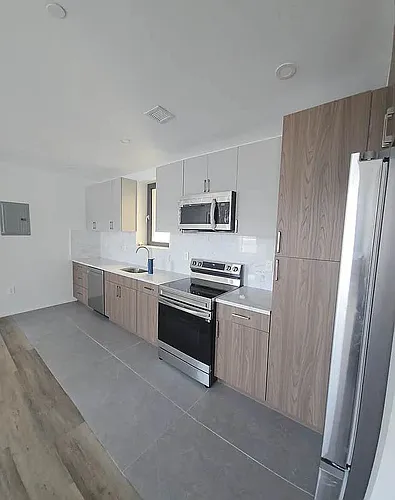 456 Blake Ave Photo 1