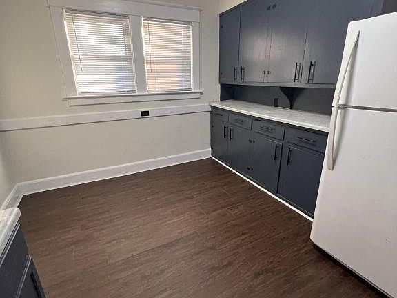 2nd image of 301 Folts St