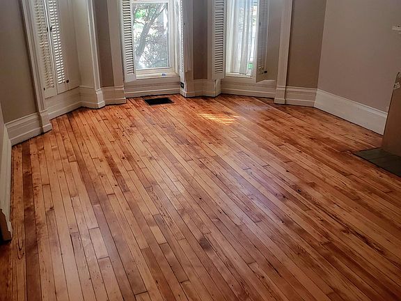 5th image of 4414 Franklin Blvd #1