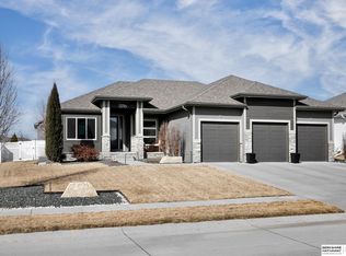 12716 S 78th St, Papillion, NE 68046