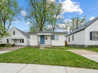 22366 Columbus Ave, Warren, MI 48089