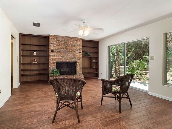 3rd image of 6836 SE 14th Ln