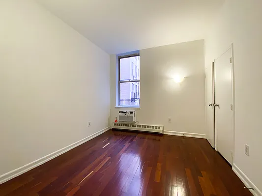 Rented by MAPT Residential LLC | media 3