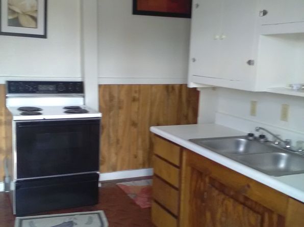 113 W 9th St APT 2
