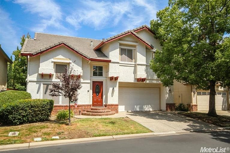 1st image of 122 Sutcliffe Cir