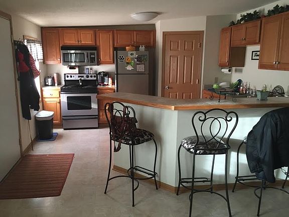 2nd image of 128 Silver Lake Plz APT D
