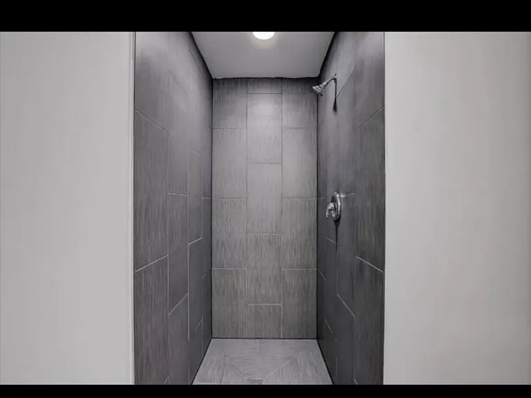 4253 James Ave N #3 — Photo 13