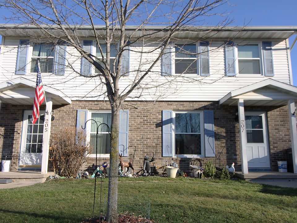 1st image of 205 Cherrywood Ln