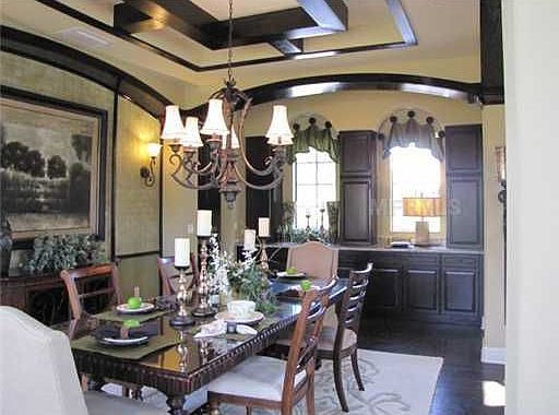 3rd image of 4732 Lago Vista Cir