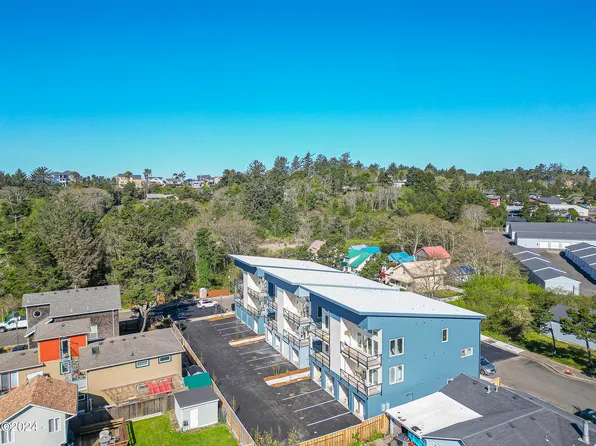 920 SW 48th St #4, Lincoln City, OR 97367